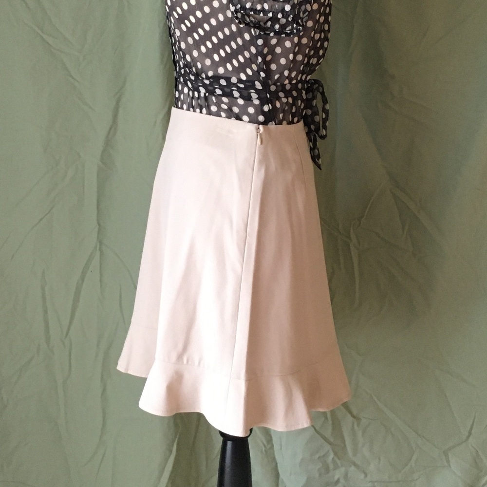 SOLD—Vintage 90's The Limited Cream Ruffle Mini Skirt 4 - Picture 2 of 6